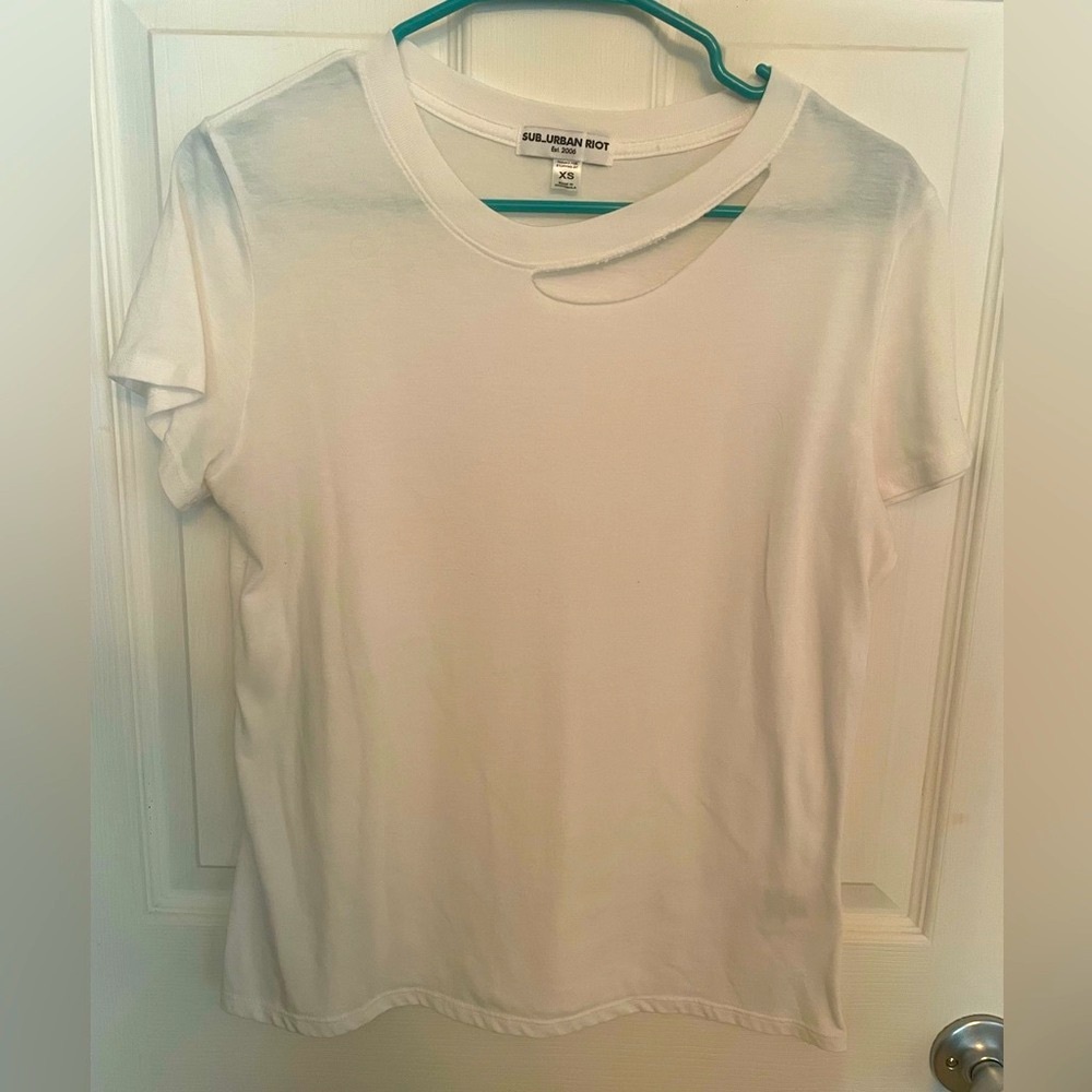 Sub_Urban Riot white crew neck t-shirt